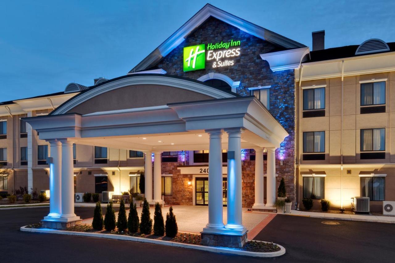 Holiday Inn Express Hotel & Suites Warminster-Horsham, An Ihg Hotel Ngoại thất bức ảnh