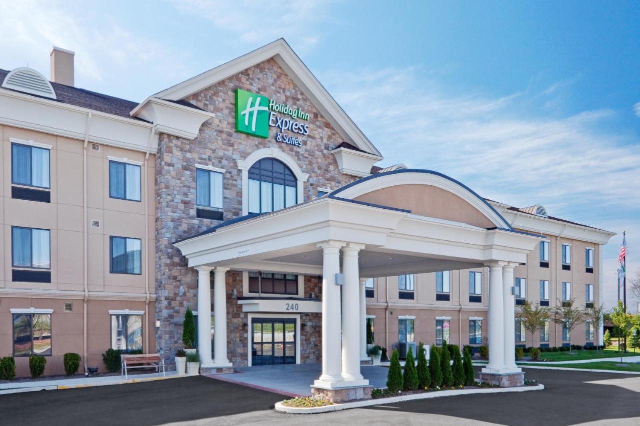 Holiday Inn Express Hotel & Suites Warminster-Horsham, An Ihg Hotel Ngoại thất bức ảnh